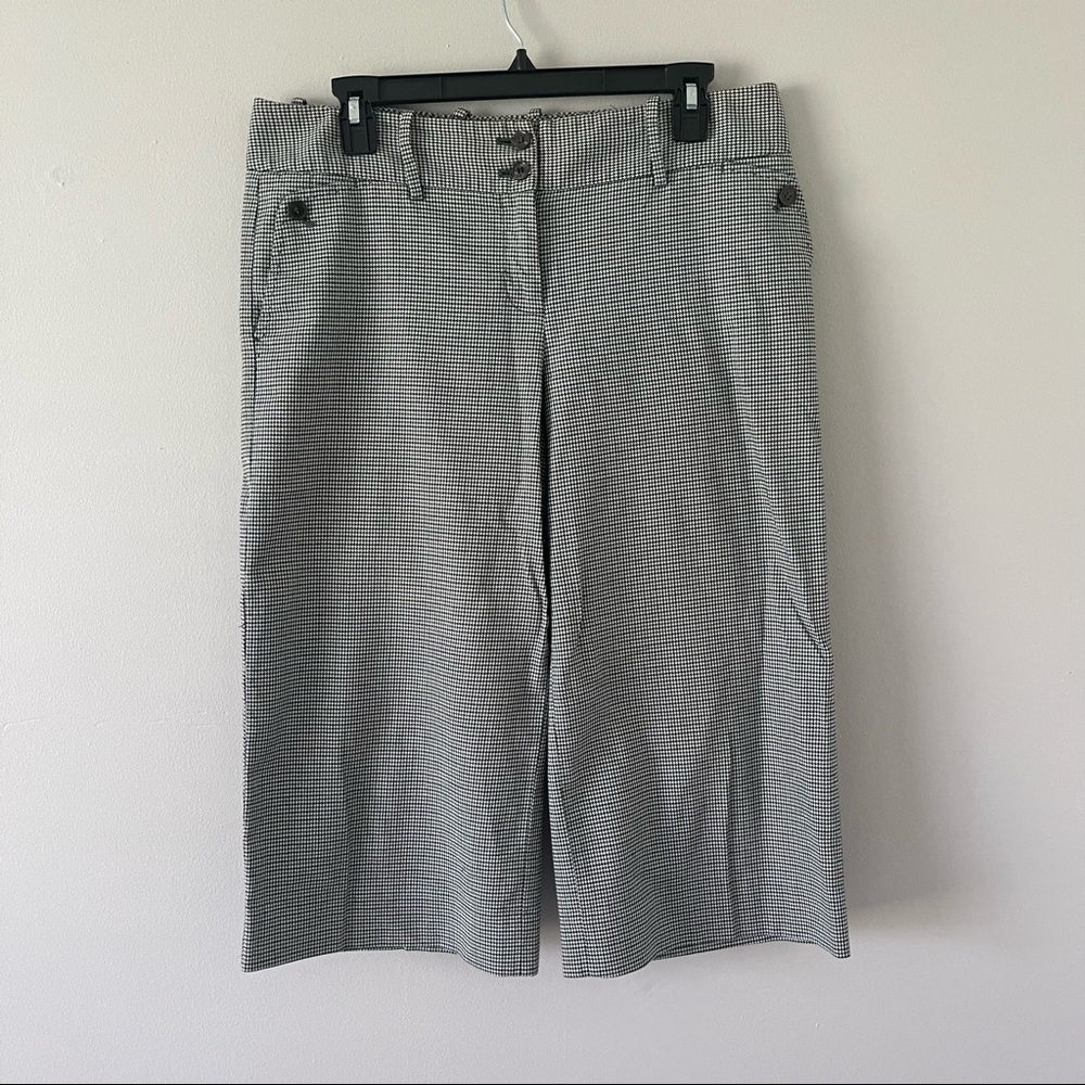 The limited Cassidy fit houndstooth flared Capri pants